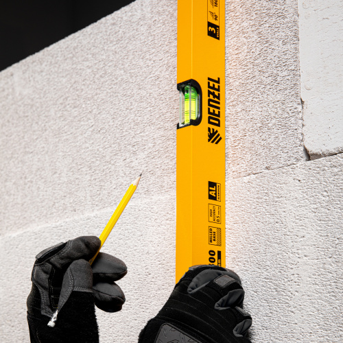 Уровень алюминиевый, 1500 мм, фрезерованный, 3 глазка Denzel по ценам производителя в Воронеже с доставкой по всей России