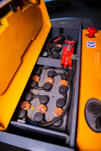 Тележка электрическая 2000 кг 1150 мм XILIN CBD20L с закрытой платформой 24/280 В/Ач по ценам производителя в Воронеже с доставкой по всей России