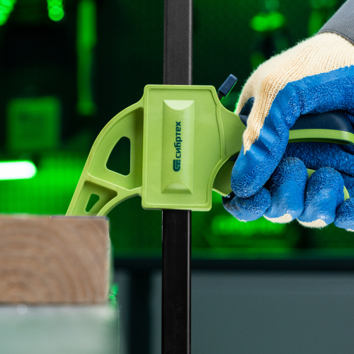 Струбцина F-образная, быстрозажимная, 300 х 70 х 540 мм, пластиковый корпус, фиксатор, двухкомпонентная рукоятка Сибртех по ценам производителя в Воронеже с доставкой по всей России