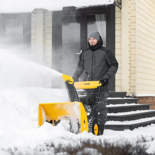 Бензиновая снегоуборочная машина SBM 610, 212 cc, ручной старт, фара Denzel по ценам производителя в Воронеже с доставкой по всей России