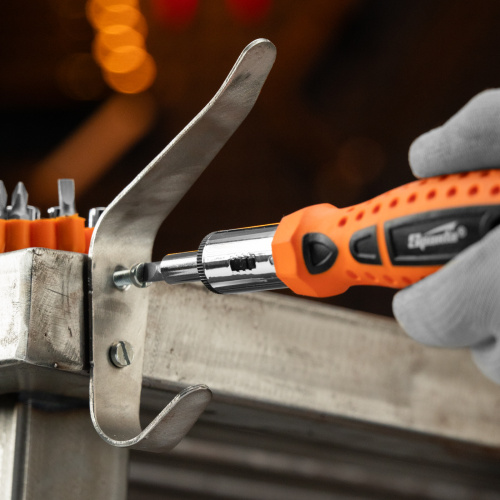 Отвертка реверсивная, биты, головки торцевые, 14 шт, Sparta по ценам производителя в Воронеже с доставкой по всей России