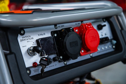 Генератор бензиновый 8,0 кВт 220В/380В с электростартером TOR KM11000HE по ценам производителя в Воронеже с доставкой по всей России