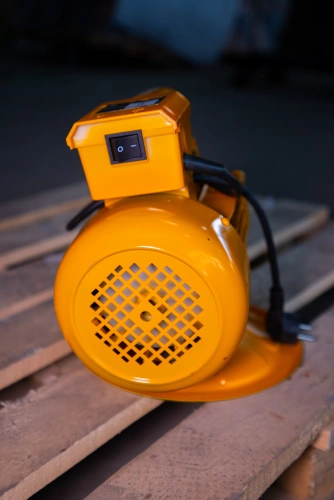 Электропривод глубинного вибратора для бетона 2,2 кВт TOR ZN70-JT (японский тип) по ценам производителя в Воронеже с доставкой по всей России