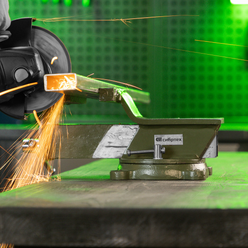 Тиски слесарные, 125 мм, стальные, поворотные Сибртех по ценам производителя в Воронеже с доставкой по всей России