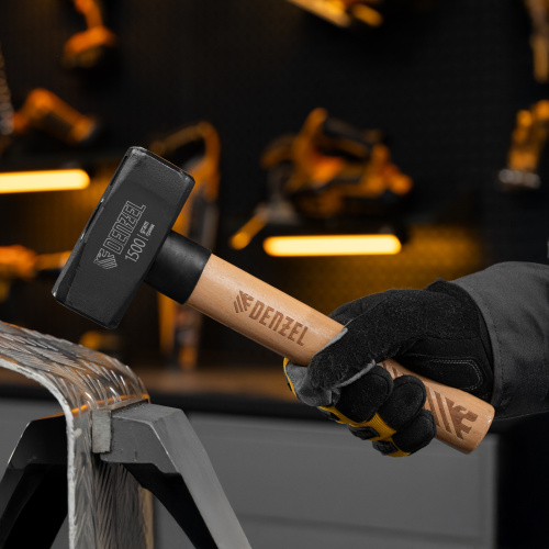 Кувалда, 1500 г, кованая головка, буковая рукоятка Denzel по ценам производителя в Воронеже с доставкой по всей России