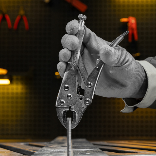 Зажим ручной, 180 мм, полукруглый захват Sparta по ценам производителя в Воронеже с доставкой по всей России