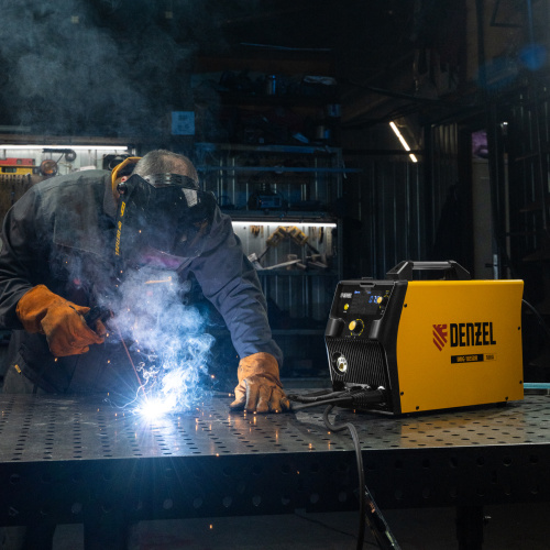 Аппарат инвертор. полуавтомат. cварки IMIG-185SDR, 180 А, ПВ 60%, катушка 5 кг Denzel по ценам производителя в Воронеже с доставкой по всей России