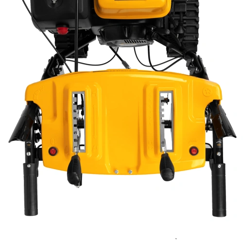 Бензиновая снегоуборочная машина SBL 711DT PRO, 420cc, гусеницы, эл.старт, блок. дифф. Denzel по ценам производителя в Воронеже с доставкой по всей России