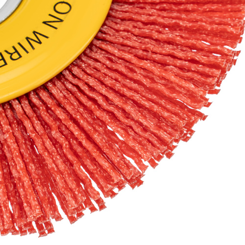 Щетка для УШМ, 125 мм, Плоская, нейлоновая щетина, посадка 22,2 мм Denzel по ценам производителя в Воронеже с доставкой по всей России