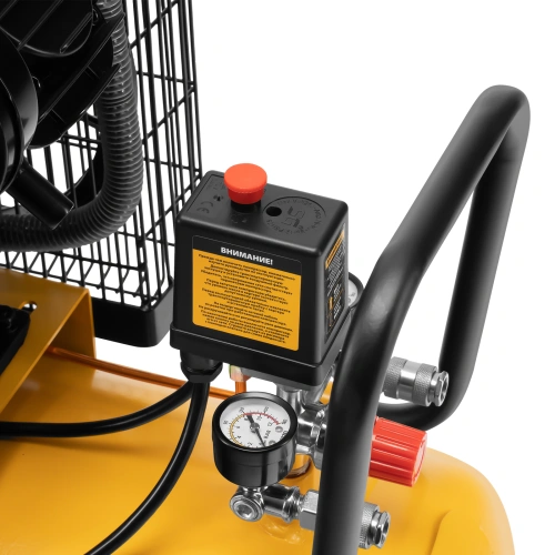 Компрессор воздушный BCV2200/100, ременный привод, 2.2 кВт, 100 литров, 370 л/мин Denzel по ценам производителя в Воронеже с доставкой по всей России