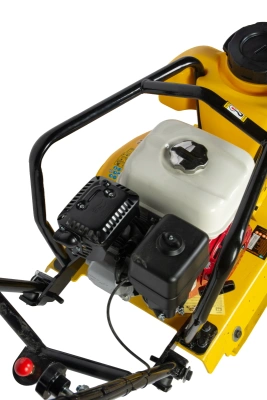 Виброплита 80 кг, 13,5кН (Honda) бак, коврик, колесный комплект TOR C-80T купить в Москве с доставкой по всей России | ProtosMarket.ru