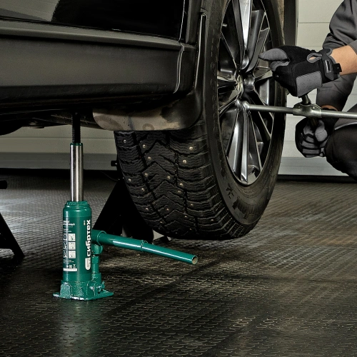 Домкрат гидравлический бутылочный, 3 т, 180-320 мм, в пласт. кейсе Сибртех по ценам производителя в Воронеже с доставкой по всей России