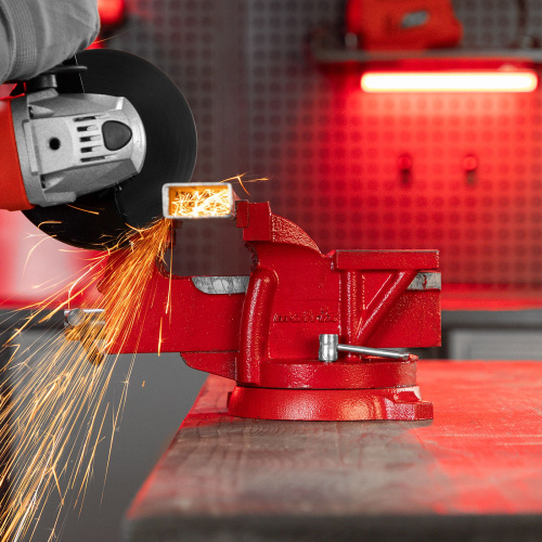 Тиски слесарные, 100 мм, поворотные, с наковальней Matrix по ценам производителя в Воронеже с доставкой по всей России