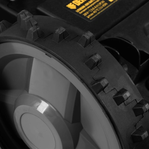 Робот-газонокосилка Grass Master 1000  1000м², 3Ач, 28V, LCD дисплей, Wi-Fi Denzel по ценам производителя в Воронеже с доставкой по всей России