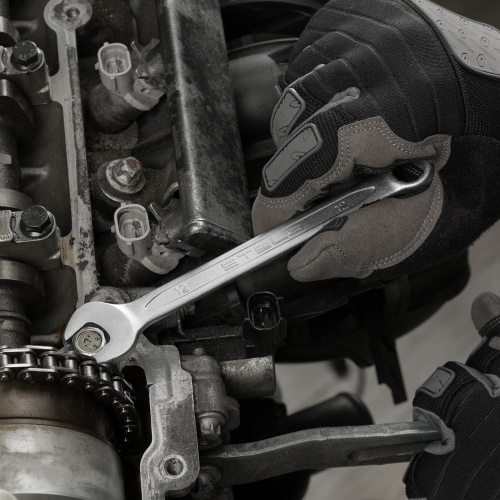 Набор инструментов, 1/2", 1/4", CrV, пластиковый кейс 98 предметов Stels по ценам производителя в Воронеже с доставкой по всей России