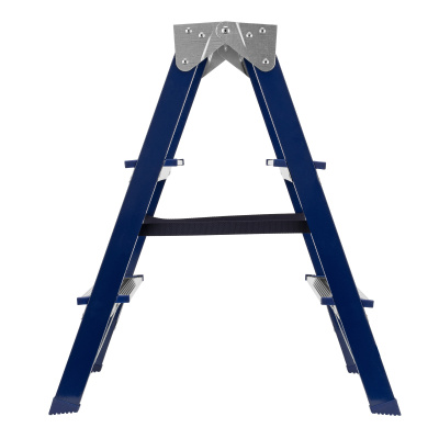 Стремянка двусторонняя 3 ступени, стальная, Сибртех по ценам производителя в Воронеже с доставкой по всей России