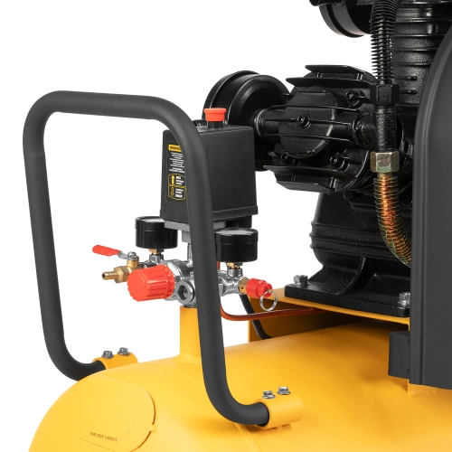 Компрессор воздушный BCW3000-T/100, ременный привод, 3.0 кВт, 100 литров, 520 л/мин Denzel по ценам производителя в Воронеже с доставкой по всей России