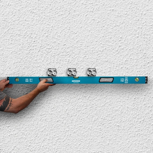 Уровень алюминиевый, 1200 мм, усиленный с ударопрочными заглушками, рукоятки, 3 глазка Gross по ценам производителя в Воронеже с доставкой по всей России