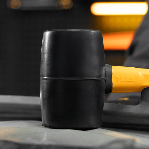 Киянка резиновая, 450 г, черная, фибергласовая рукоятка c TPR покрытием Denzel по ценам производителя в Воронеже с доставкой по всей России