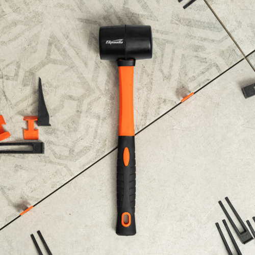 Киянка резиновая, 225 г, черная резина, фибергласовая рукоятка Sparta по ценам производителя в Воронеже с доставкой по всей России