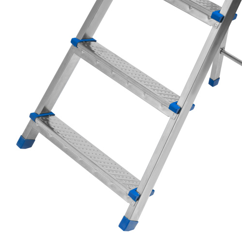 Стремянка, 8 ступеней, стальная, оцинкованная Сибртех по ценам производителя в Воронеже с доставкой по всей России