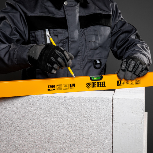 Уровень алюминиевый, 1200 мм, фрезерованный, 3 глазка Denzel по ценам производителя в Воронеже с доставкой по всей России