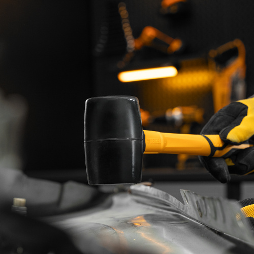 Киянка резиновая, 450 г, черная, фибергласовая рукоятка c TPR покрытием Denzel по ценам производителя в Воронеже с доставкой по всей России