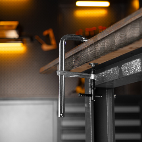 Струбцина F-образная, 80x150мм, кованая Denzel по ценам производителя в Воронеже с доставкой по всей России