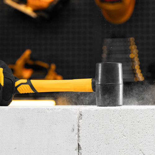 Киянка резиновая, 225 г, черная, фибергласовая рукоятка c TPR покрытием Denzel по ценам производителя в Воронеже с доставкой по всей России