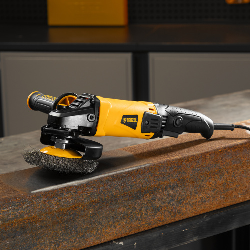 Машина шлифовальная угловая AG125-1100A, 1100 Вт, 125 мм, 3000-11000 об/мин Denzel по ценам производителя в Воронеже с доставкой по всей России