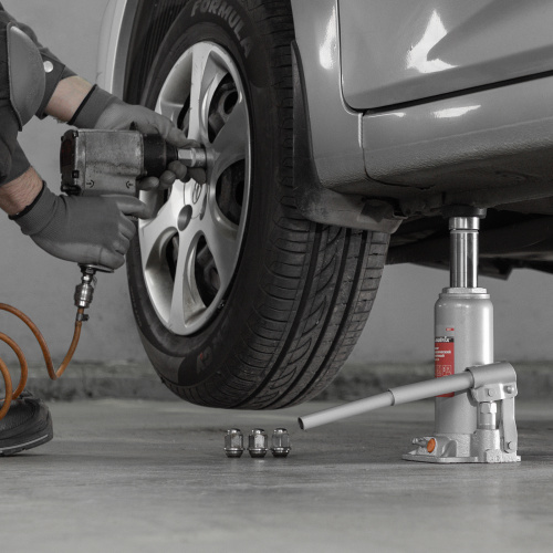 Домкрат гидравлический бутылочный, 6 т, h подъема 216-413 мм Matrix по ценам производителя в Воронеже с доставкой по всей России