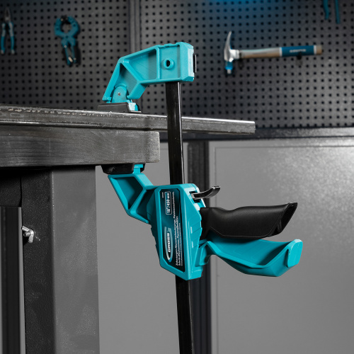 Струбцина реечная, быстрозажимная, пистолетного типа, пошаговый механизм, пластиковый корпус, 450мм Gross по ценам производителя в Воронеже с доставкой по всей России