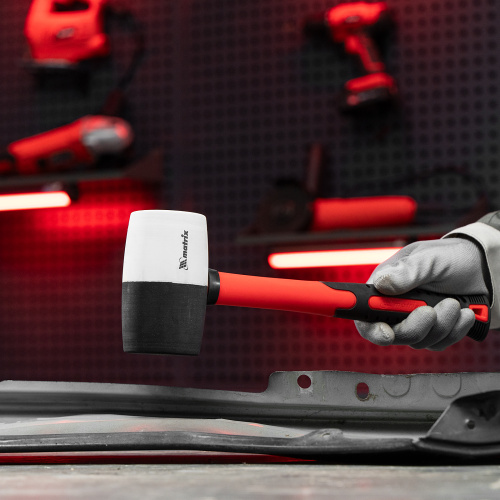 Киянка резиновая, 680 г, черно-белая резина, фибергласовая рукоятка Matrix по ценам производителя в Воронеже с доставкой по всей России