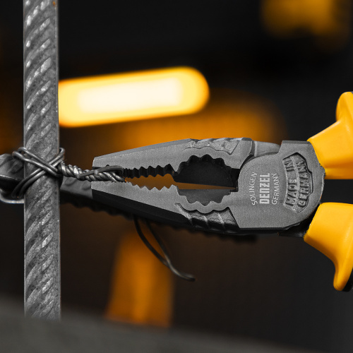 Плоскогубцы комбинированные 205 мм, трехкомпонентные рукоятки Denzel по ценам производителя в Воронеже с доставкой по всей России