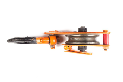 Блок монтажный однорольный с  крюком TOR 1 т с откидной щекой по ценам производителя в Воронеже с доставкой по всей России