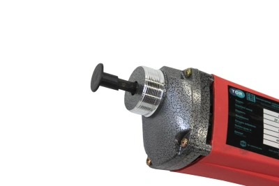 Электропривод портативный глубинного вибратора для бетона 0,8 кВт TOR ZТ-800-C по ценам производителя в Воронеже с доставкой по всей России