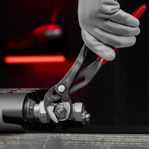 Клещи переставные 300 мм, кнопочный механизм, хром-ванадий, обливные рукоятки Matrix по ценам производителя в Воронеже с доставкой по всей России