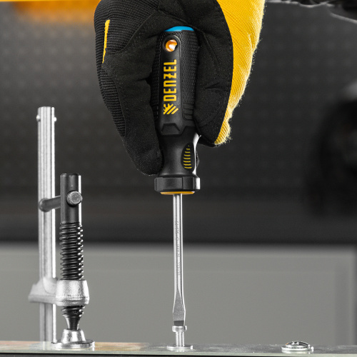 Набор отверток, 5 шт., PH+SL, S2, 3к рукоятка Denzel по ценам производителя в Воронеже с доставкой по всей России