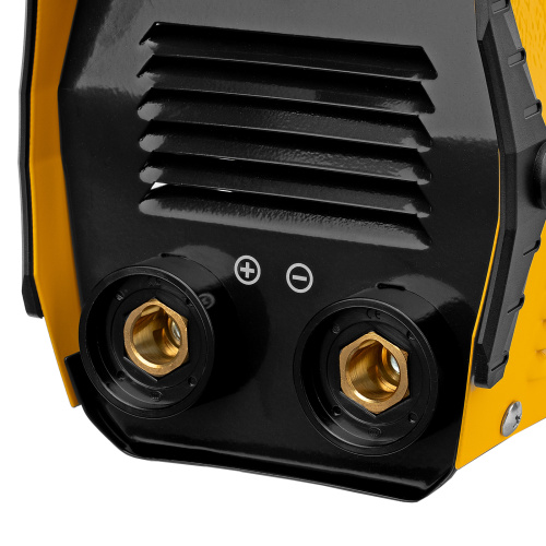 Аппарат инверторный дуговой сварки DS-230 Compact, 230 А, ПВ 70%, диаметр электрода 1.6-5 мм Denzel по ценам производителя в Воронеже с доставкой по всей России