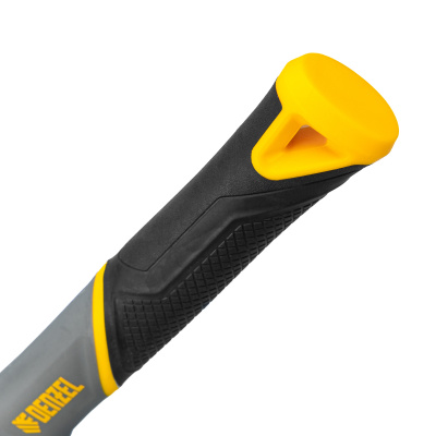 Кувалда с клиновидным бойком 1,35 кг, фибергласовая рукоятка c TPR Denzel по ценам производителя в Воронеже с доставкой по всей России