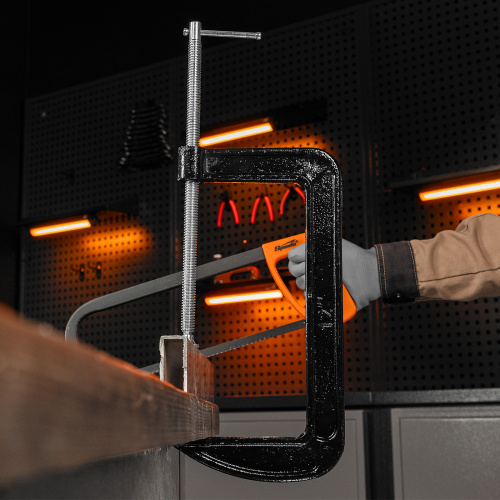 Струбцина G-образная, 300 мм Sparta по ценам производителя в Воронеже с доставкой по всей России