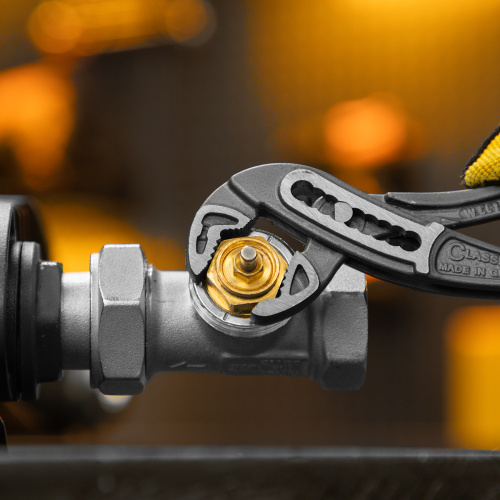 Клещи переставные, обливные рукоятки, 180 мм Denzel по ценам производителя в Воронеже с доставкой по всей России