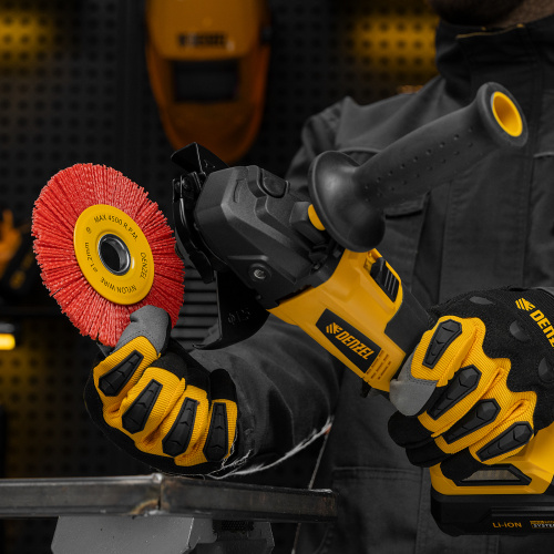 Щетка для УШМ, 125 мм, Плоская, нейлоновая щетина, посадка 22,2 мм Denzel по ценам производителя в Воронеже с доставкой по всей России