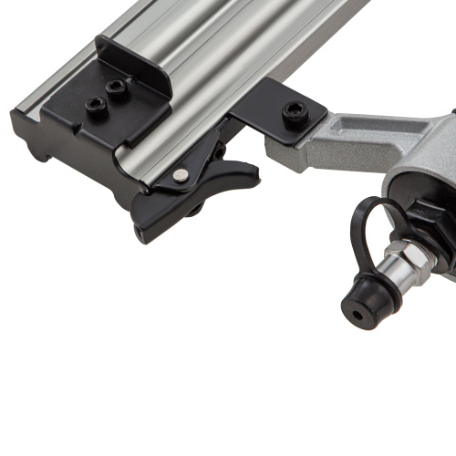 Нейлер пневматический для гвоздей от 10 до 50 мм Matrix по ценам производителя в Воронеже с доставкой по всей России