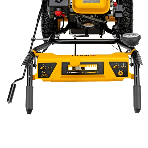 Бензиновая снегоуборочная машина SB 560 LP, 212 cc, электростартер, фара Denzel по ценам производителя в Воронеже с доставкой по всей России