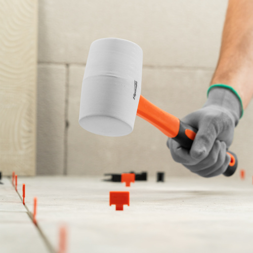 Киянка резиновая, 680 г, белая резина, фибергласовая рукоятка Sparta по ценам производителя в Воронеже с доставкой по всей России