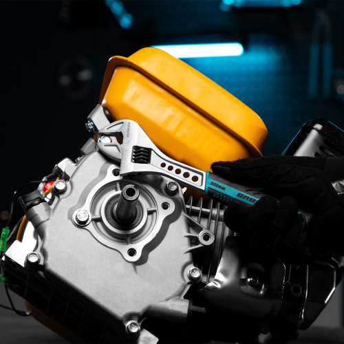 Ключ разводной, 250 мм, CrV, двухкомпонентная ручка Gross по ценам производителя в Воронеже с доставкой по всей России