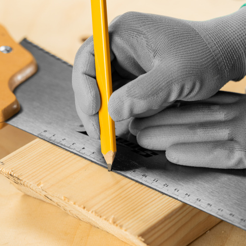 Ножовка по дереву, 500 мм, 7-8 TPI, каленый зуб, линейка, деревянная рукоятка Sparta по ценам производителя в Воронеже с доставкой по всей России