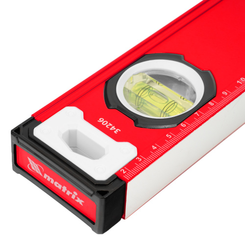 Уровень алюминиевый, фрезерованный, 3 глазка, рукоятки, 2000 мм Matrix по ценам производителя в Воронеже с доставкой по всей России