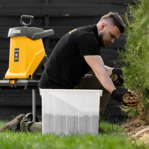 Измельчитель садовый электрический ECS-2700, 2700 Вт, 40 мм Denzel по ценам производителя в Воронеже с доставкой по всей России